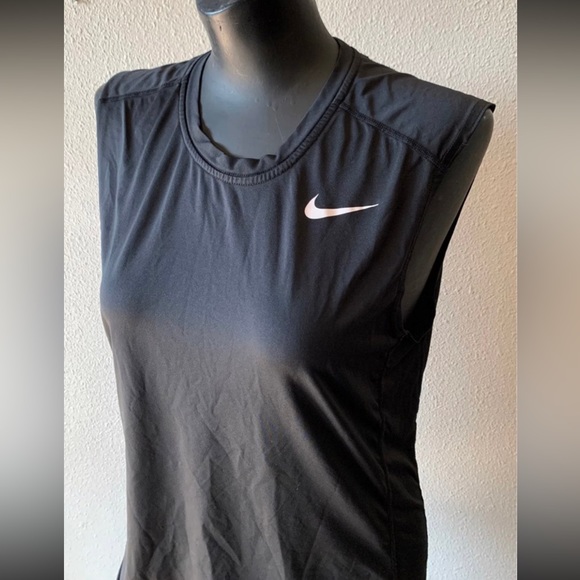 Nike Black Small Muscle Tank Top Dri-fit Fitted - Picture 2 of 11